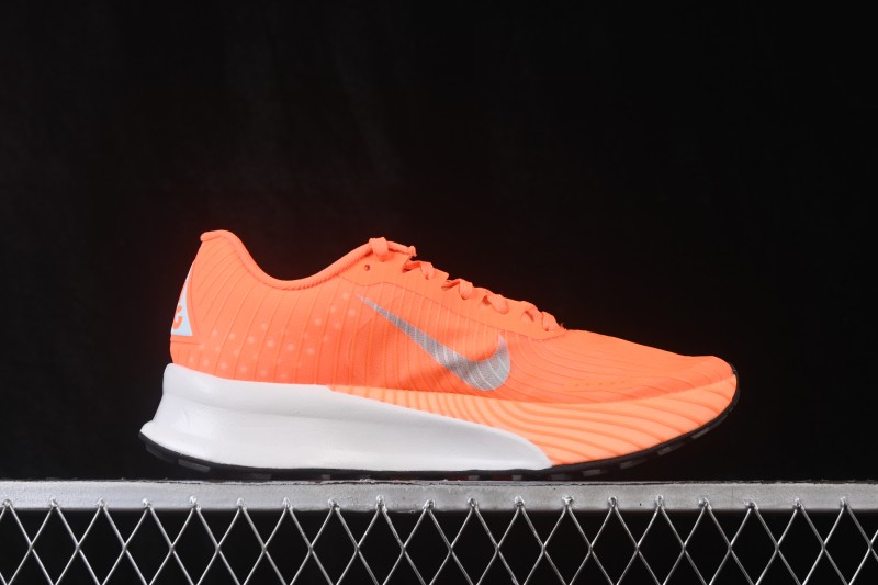 Nike ACG Ultrafly Trail Running Shoes with Cushioned Racing Sole - HF5668-801