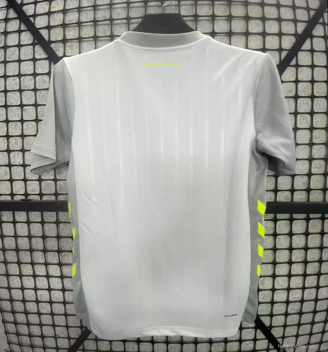 25/26 Werder Brenmen Away Jersey