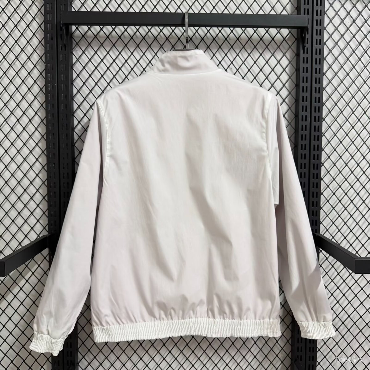 25/26 Sevilla Red/White Reversible Full Zipper Windbreaker