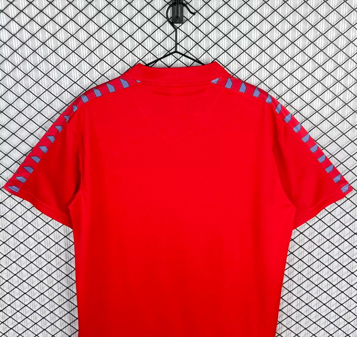 Retro 83/84 Osasuna Home Jersey