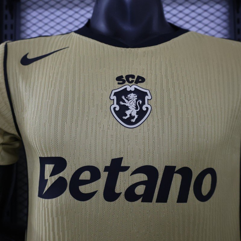 Player Version 26/27 Sporting CP Away Gold Jersey
