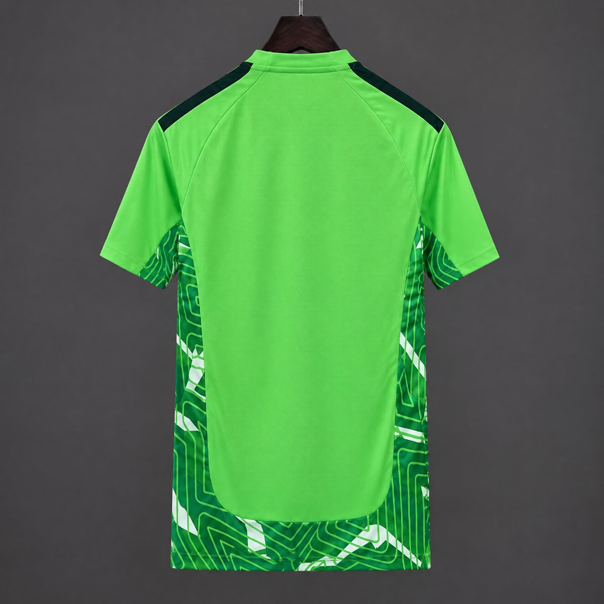 26/27 Juventus Goalkeeper 2 Green Jersey